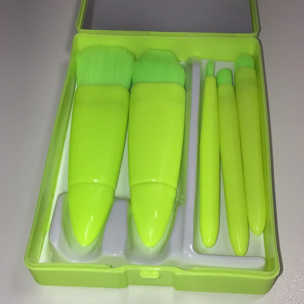 Pink Croc-Embossed Ipsy bag and 5 travel sized makeup brush set NEW